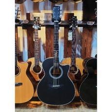 烏克時代 享彈吉他 AT20-GAC (面單板雲杉 側背胡桃木) 兒童迷你吉他, 1個, AT20 黑色