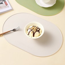 옥타기지 미끄럼방지 방수 내열 실리콘 식탁매트, 2개, 39 x 26.5 cm, 오프화이트