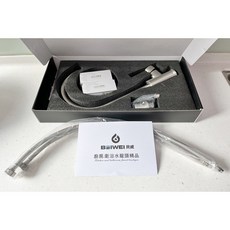 貝威BEIWEI 不銹鋼廚房龍頭 SUS304毛絲面 天鵝頸 無鉛水龍頭 冷熱入水 保固一年 廚房小山, 1個