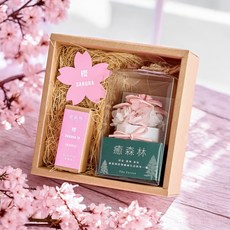 癒森林 The Forest 春戀櫻花香氛擴香花禮盒, 1組, 春戀櫻花香氛擴香花禮盒 含15ml SAKURA19香氛油