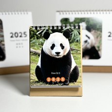 2025打卡日曆 大熊貓可愛桌面台曆 福寶噗寶福豬豬福藝珍月曆, 1個, 小奇蹟小檯曆11X18cm送小卡,13張雙面
