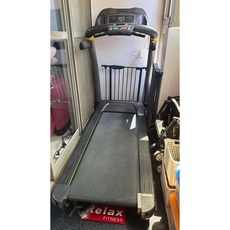 喬山 LIVESTRONG 10.0T 專業型電動跑步機，舒適緩震，多種運動模式，居家健身首選, 1個