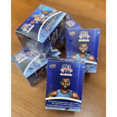 Upper Deck 怪物奇兵：全新世代 盒卡，有機會獲得LeBron James簽名卡，內含3D立體卡, 1個, Multicolor