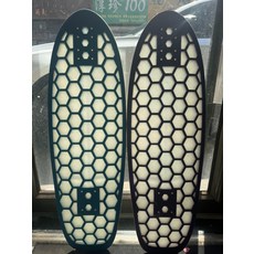 ua 路沖蜂窩款 一套, 如圖所示, 1個