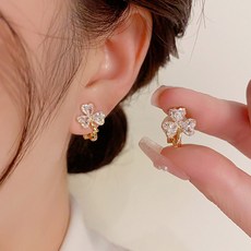 디아픽 귀찌 케이스포함 귀안뚫는 귀걸이 크로버
