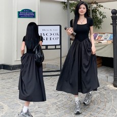 【梨卡】隔日到貨 女裝 洋裝 長裙 連身長裙 遮肚顯瘦 方領連身裙 黑色長裙 顯瘦洋裝 夏天長裙HZ016, 黑色