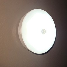 유앤아이 밝기조절 무선 충전식 센서등 c타입, 1개, 화이트