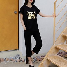 SOON2DLE 女款短袖T恤+7分褲