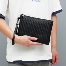 아임코지 꼬임 메쉬 클러치백