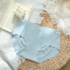 D.Y. SHOP/【台灣 】涼感無痕女內褲 孕婦內褲 超好穿 彈性超大 舒適材質 台灣賣家