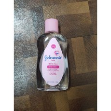 Johnson’s 嬌生 嬰兒潤膚油 添加維生素E 125ml, 1個, 原味/粉