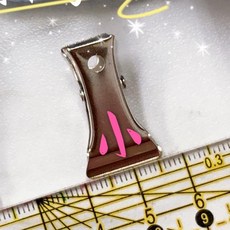 台灣製金屬強力夾，拼布材料專區，強力固定夾持，縫紉必備工具, 小-一包30顆, 1個