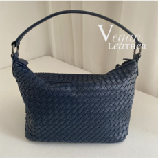 비건레더 위빙 토드백 가죽꼬임 버킷백 숄더백겸용 명품스타일 사랑스러운 여자친구선물 RM240265