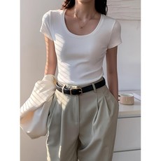 단정한 라운드넥 실루엣 여름용 반팔 티셔츠
