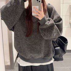 SAHINER 겨울 여성 오버핏 기모안감 스트라이프 맨투맨 BWY67