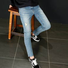 男款直筒牛仔褲