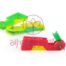 혜명마트 바늘구멍꿰기 바느질용품 간편실끼우개 바느질부속품 바늘구멍꿰는도구 바느질
