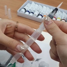 워터브러쉬 물붓 대 수채화붓