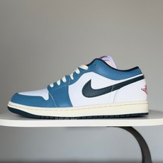 Nike Air Jordan 1 Low 男款休閒運動鞋 HM3711-144, 1個, US9(27cm)，現貨