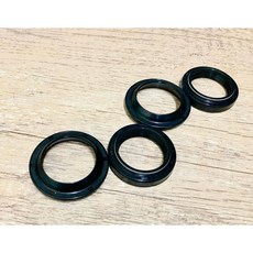 BWS 前叉油封，提升操控性與舒適性，防止洩漏，延長前叉壽命, 1個, 油封