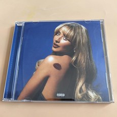 Sabrina Carpenter Short n' Sweet CD, 1個