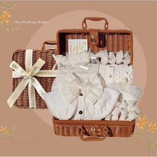 夏秋藤編禮盒 嬰兒滿月禮 百天寶寶禮物 女寶高端嬰兒禮盒 見面禮盒 初生嬰兒衣服行李箱