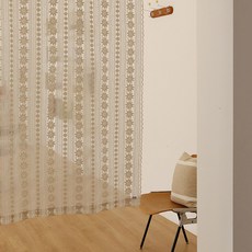 茉莉奶油蕾絲窗簾