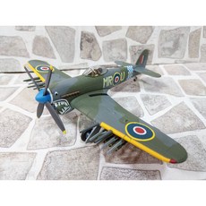 Corgi Hawker Typhoon 颱風式戰機 英國皇家空軍塗裝 鯊魚嘴彩繪, 1個
