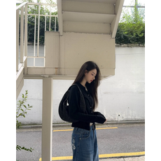 브랜드정품 제너럴아이디어 GENERALIDEA 시그니처 크루넥 가디건 BLACK WBE1L04507 252603