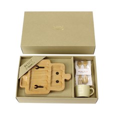 日本PETITS ET MAMAN 機器人/太空梭 松木兒童餐具組 木質兒童餐具禮盒 造型餐具組 周歲禮盒 生日禮物, 1個, 機器人（現貨）, 原木色, 木質餐盤