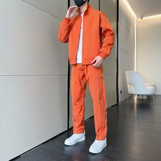 港風運動休閒情侶款兩件套裝長款運動棉服 (2026春季新款)