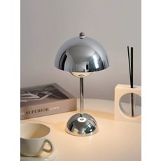 鍍鉻蘑菇檯燈，復古造型臥室床頭燈，簡約風格裝飾檯燈，提升居家品味, 北歐銀色花苞檯燈.床頭檯燈.小夜燈.睡眠燈.氛圍燈.電燈.書桌檯燈.書桌檯燈