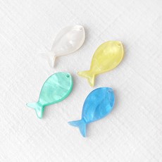 비즈아이 [6605-16]아크릴펜던트 자개물고기 11x22mm 1개