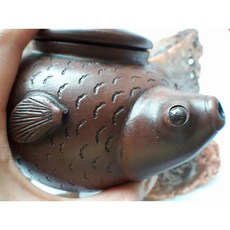 收藏品 吳君聯 金魚《紫砂壺》 隨便賣賣