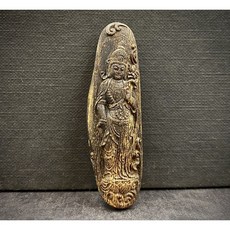 周錦香 沉水達拉干沉香雕件 菩薩 約8.98g【入水即沉】(達拉幹沉香佛像佛牌吊飾吊墜水沉香), 1個