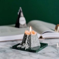 生活市集 幾何尖塔香氛蠟燭 造型蠟燭 禮物 佈置, 黑色-雪松