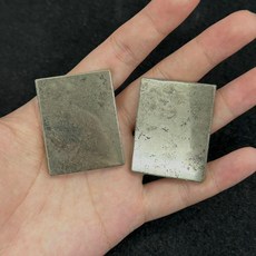天然黃鐵礦無事牌鎮紙方片擺件, 1個, 長 45mm寬35mm厚6mm