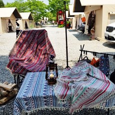 감성캠핑테이블보, 화이트레드