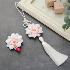 HanNal 女童用小花苞髮夾 + 波浪流蘇吊飾組