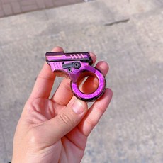 阿祖 鈦合金 冰晶鈦 陽極 鍍黑 飛旋指尖陀螺, 如圖所示, 1個