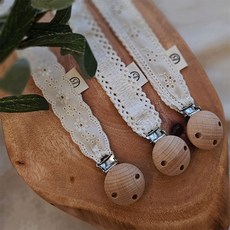 [백일선물추천] 베베온리앙 천연 우드 레이스 쪽쪽이 클립, 1개, 1개입, 따뜻바람