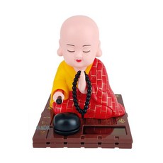 太陽能搖頭小和尚汽車擺件 抖音網紅車載裝飾品, 1個, 紅色袈裟小時和尚(方座):如圖