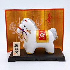 藥師窯 日本進口 錦彩招福午歲馬年擺飾 附破魔矢 開運招福 居家裝飾 馬年吉祥物, 白色