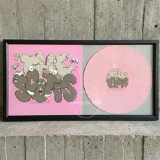 瑪森藝術 Travis Scott x KAWS THE SCOTTS 限定粉紅膠 7吋 黑膠唱片