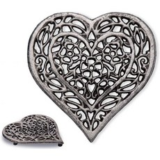 주철 하트 트리벳 | 주방 조리대 또는 식탁용 장식 빈티지 디자인 6.75X6.5 고무페그 발 포함 재활용 금속 검은색 실버, Silver With Black