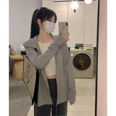 DIU 冰絲開衫防曬衣女款夏季新款寬鬆透氣薄款開衫上衣防曬衣男, M(95-110斤)