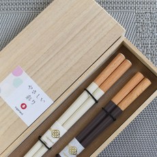 奈島選物 現貨 日本製 柔和色系筷子禮盒 木質筷子 情侶對筷 夫妻對筷 天然木 送禮, 1個, 米白色/咖啡色, 米白色/咖啡色