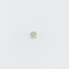 네오디움 원형자석 지름 7mm X 두께 5mm(자석등급N35)