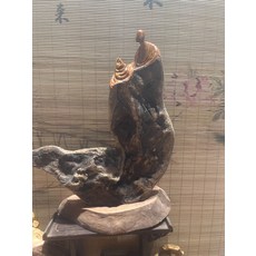 太行崖柏 天然脫骨老料 卡抱石 無相擺件, 如圖所示, 1個