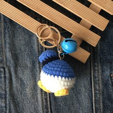 晴天娃娃掛飾包包掛件書包裝飾可愛手工編織成品, 1個, 唐老鴨 鑰匙扣